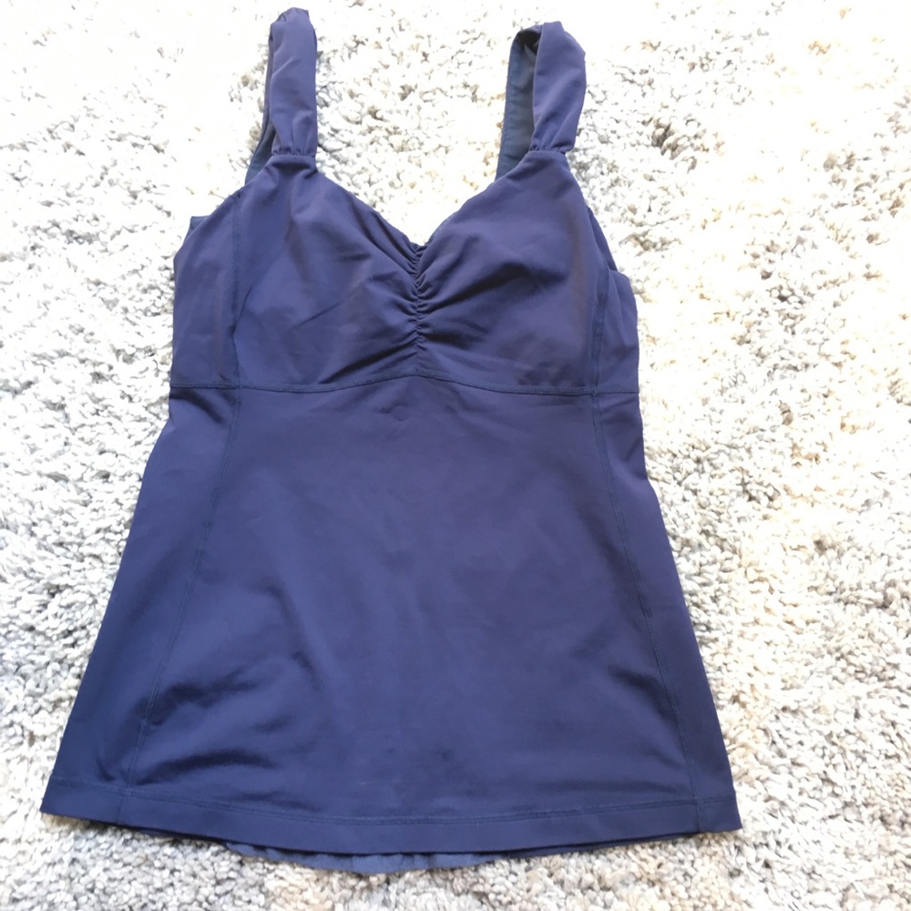 Loved lululemon top